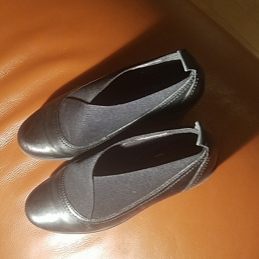 Only wore once.